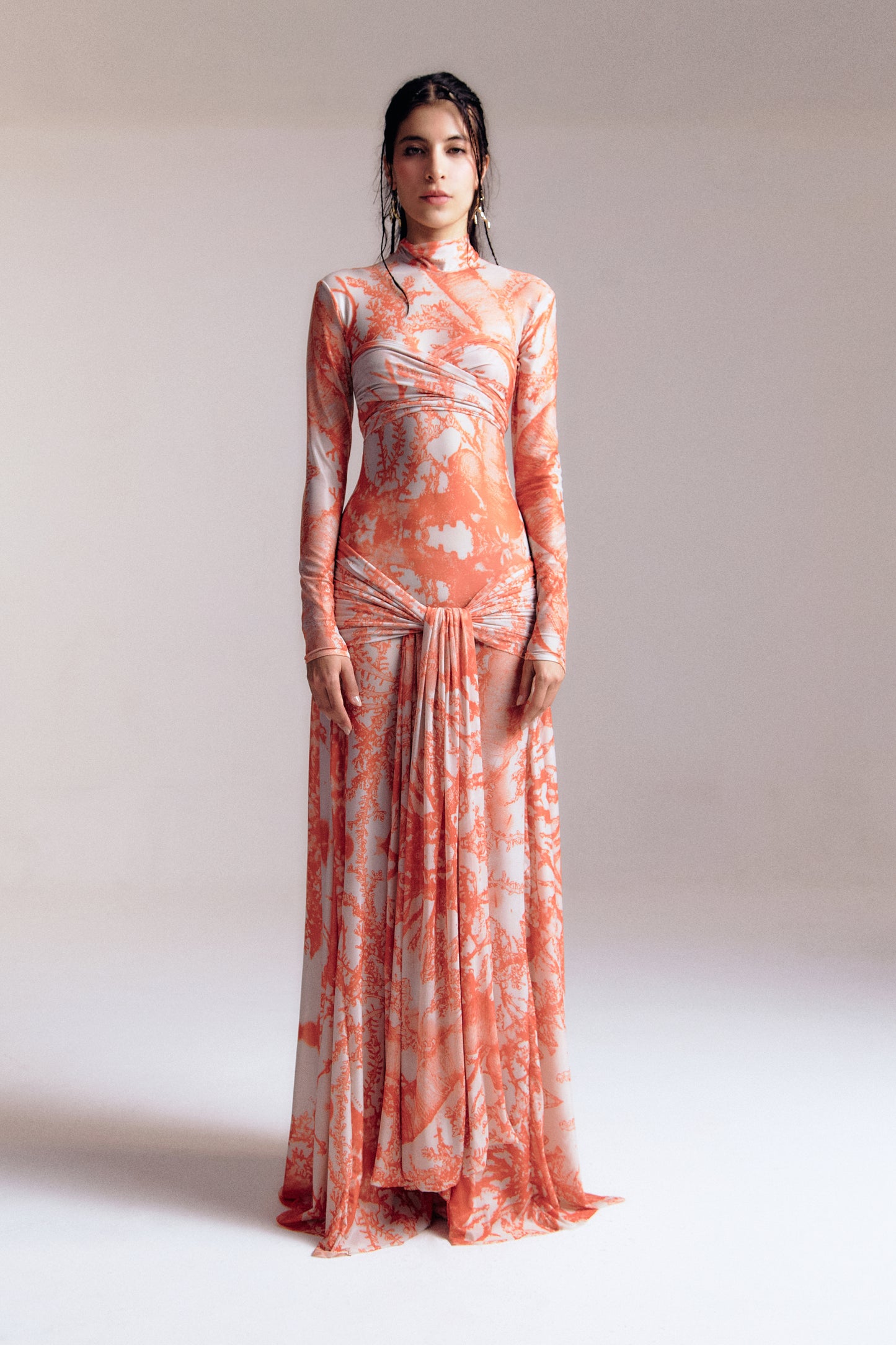 Korallenrotes Netzkleid