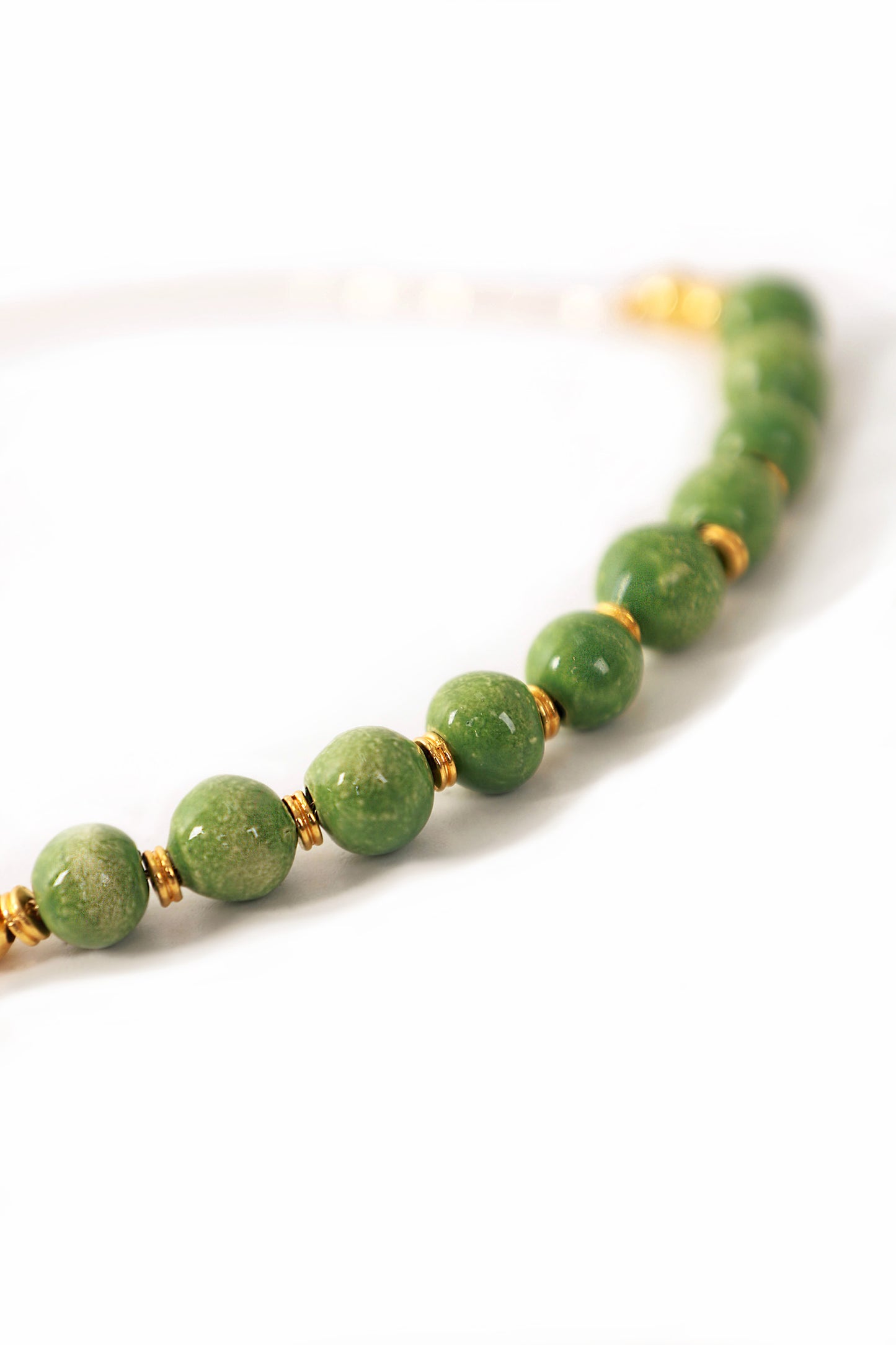 Grüne Halskette aus Keramik