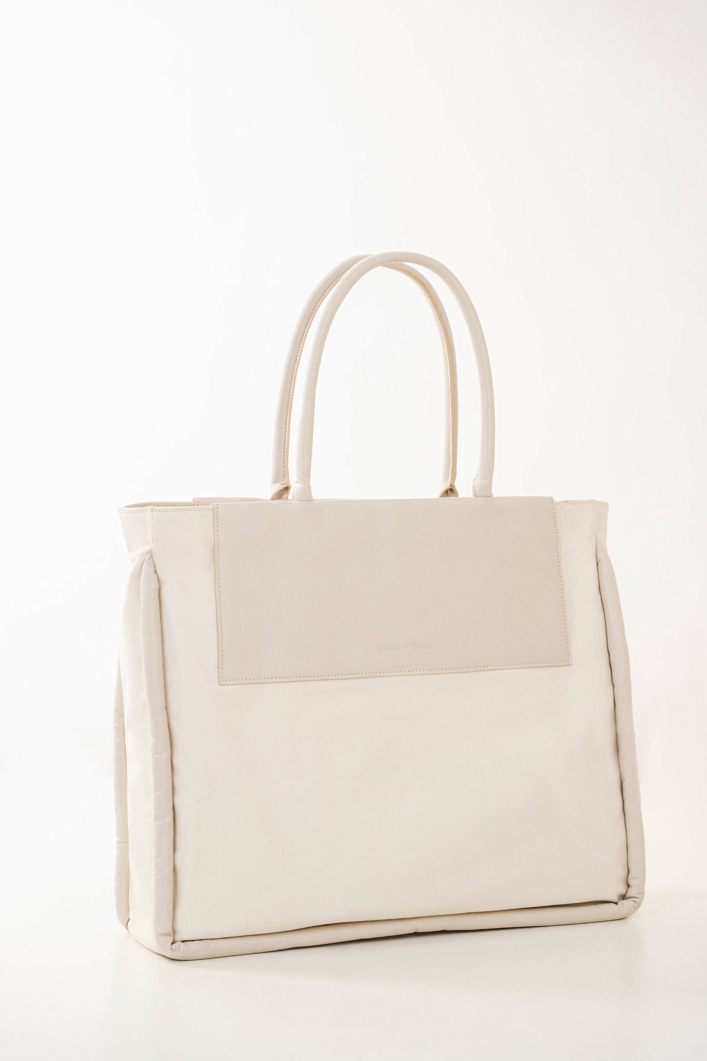 Maxi-Tasche in Weiß